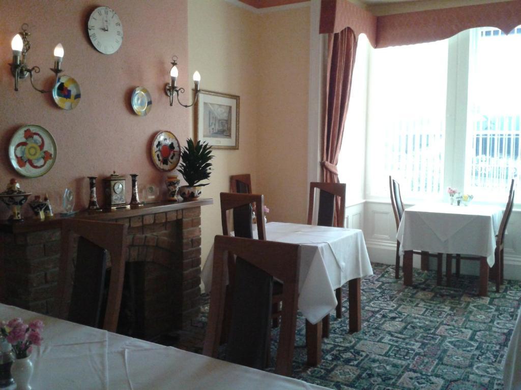 The Burleigh Hotel Hunstanton Bagian luar foto