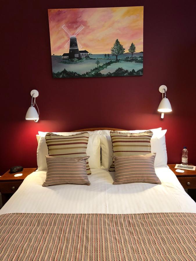 The Burleigh Hotel Hunstanton Bagian luar foto