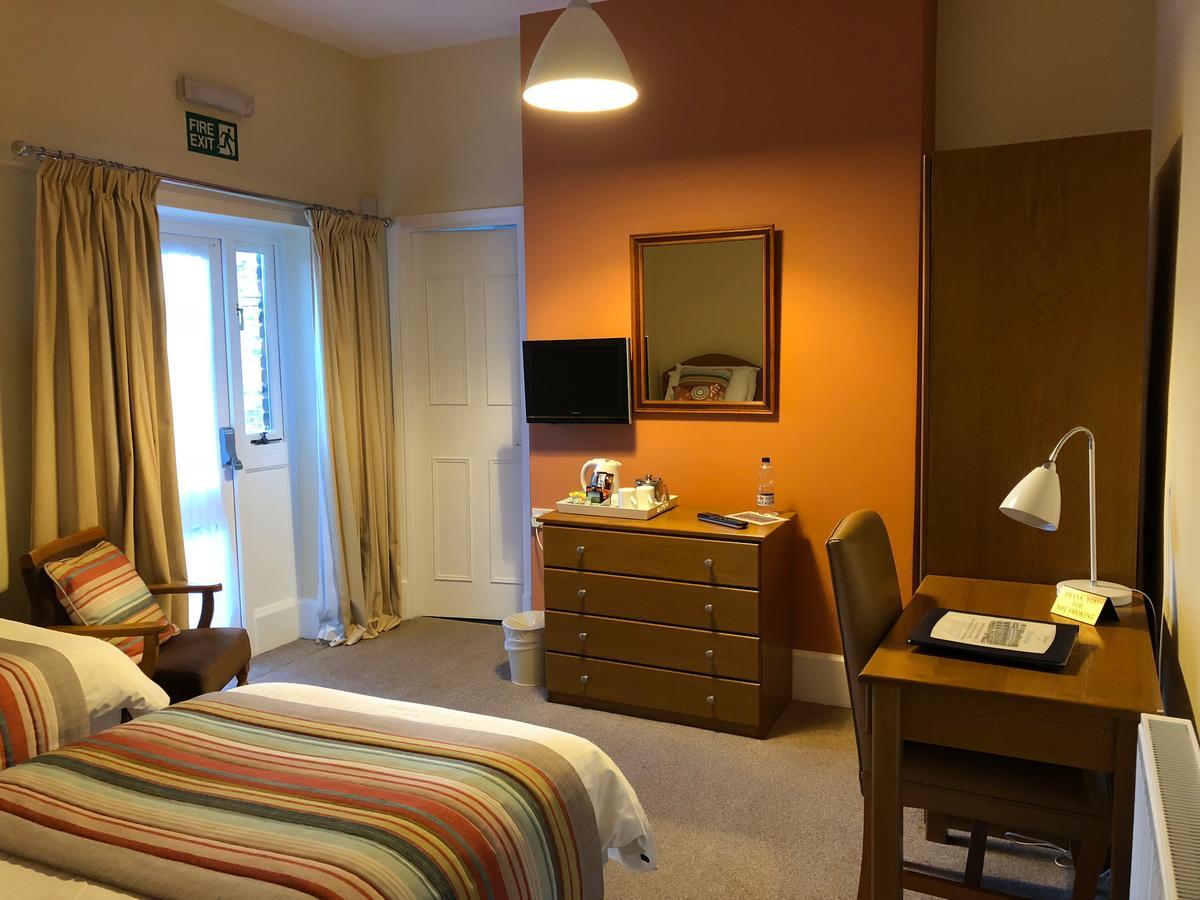 The Burleigh Hotel Hunstanton Bagian luar foto